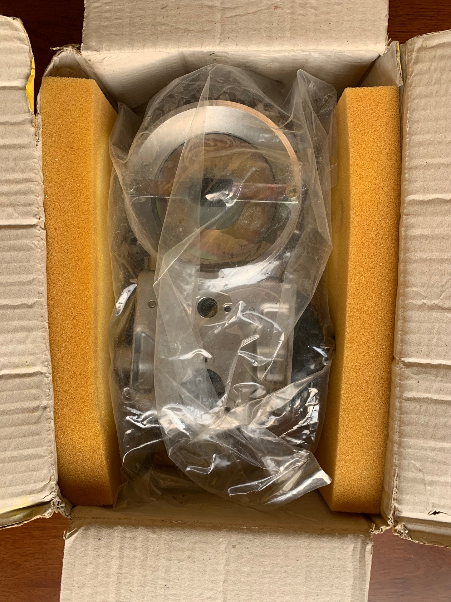 Bosch Air Flow Meter- Mercedes M103 - 0438121033 - A0000742014 - new