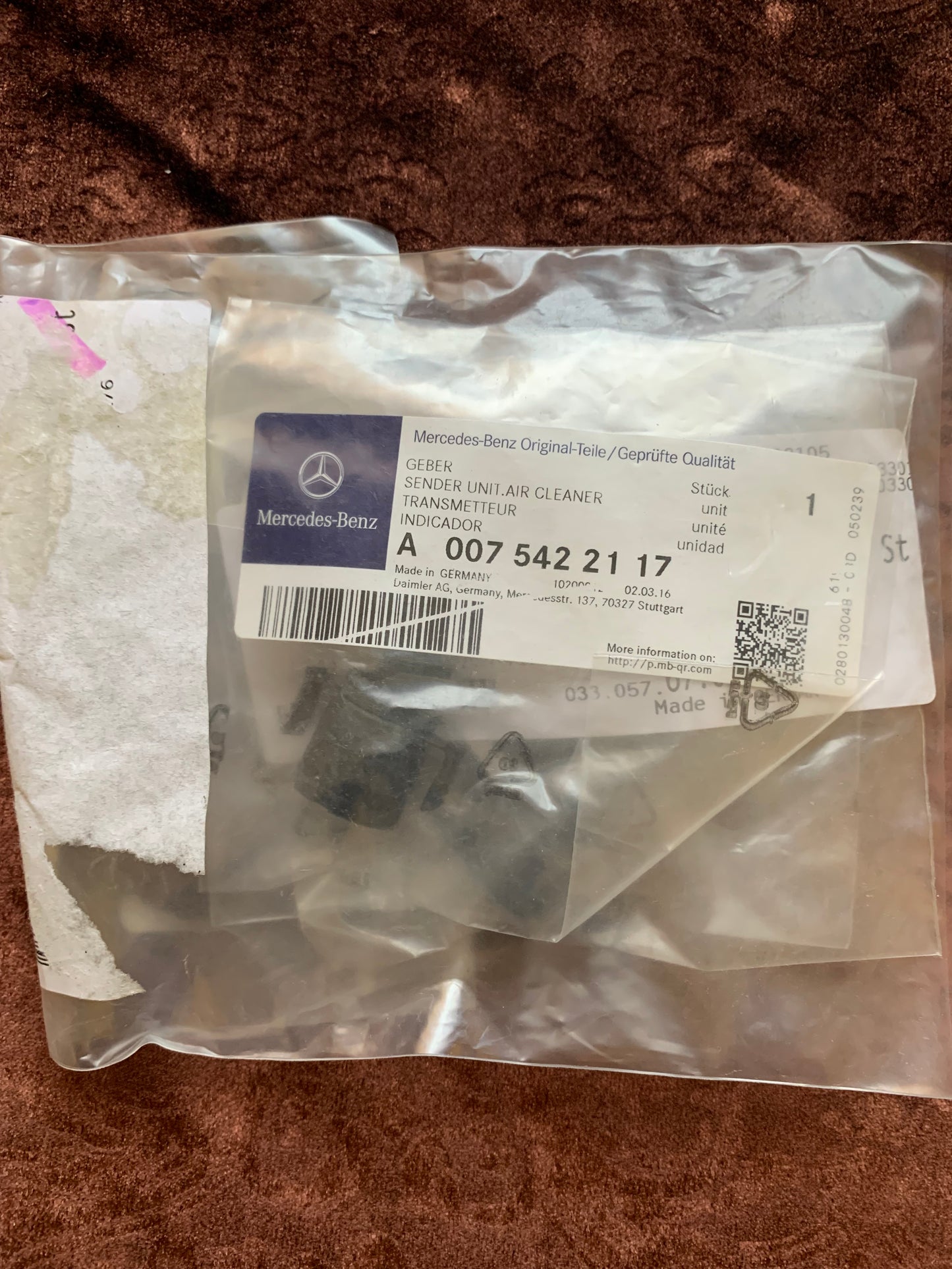 Mercedes-Benz Air Temperature Sensor - 0075422117 - A0075422117 - New Genuine