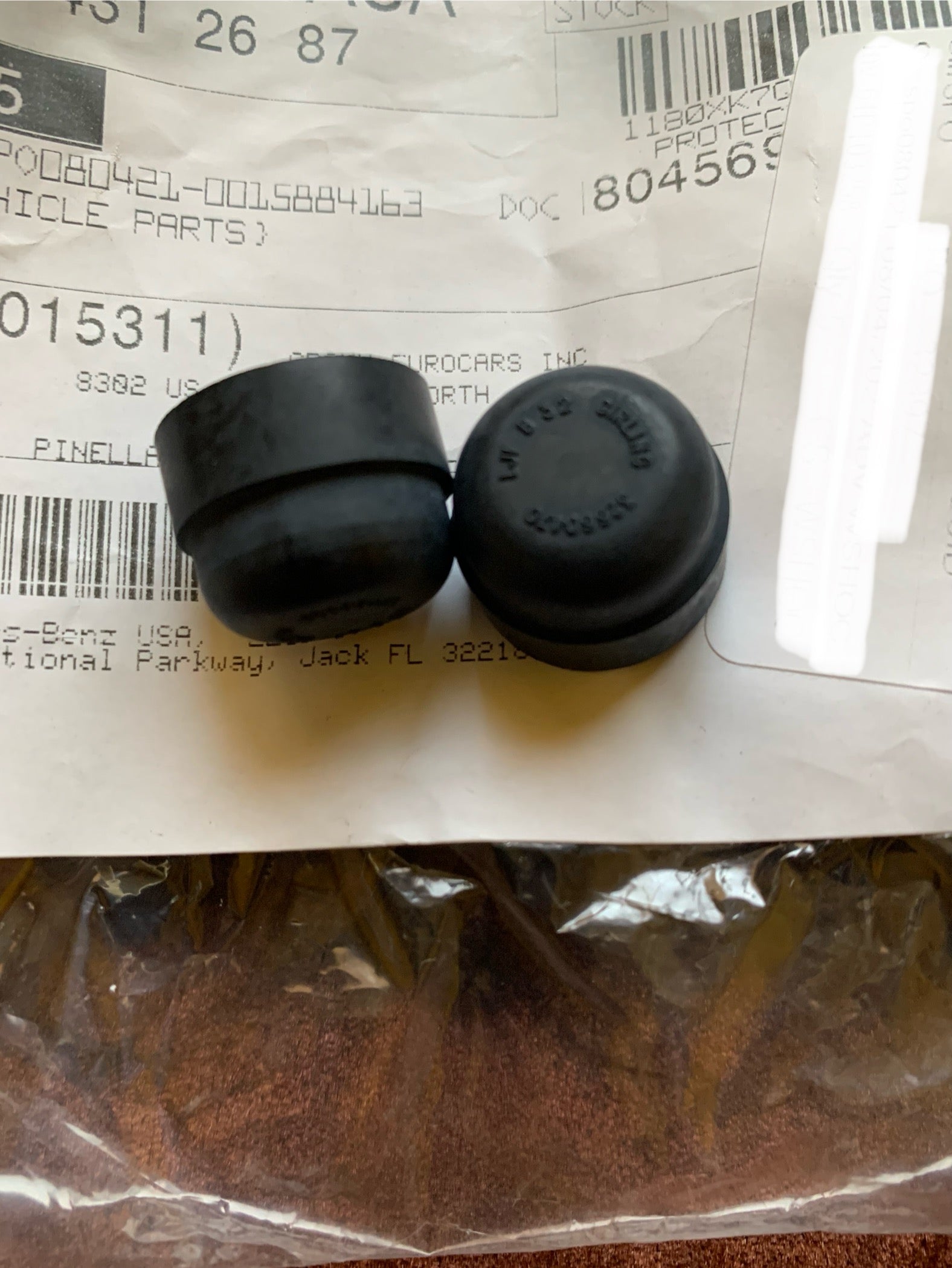 Mercedes-Benz Brake Fluid Reservoir Cap For Sensor Floats - 0014312687 - Genuine Mercedes A0014312687