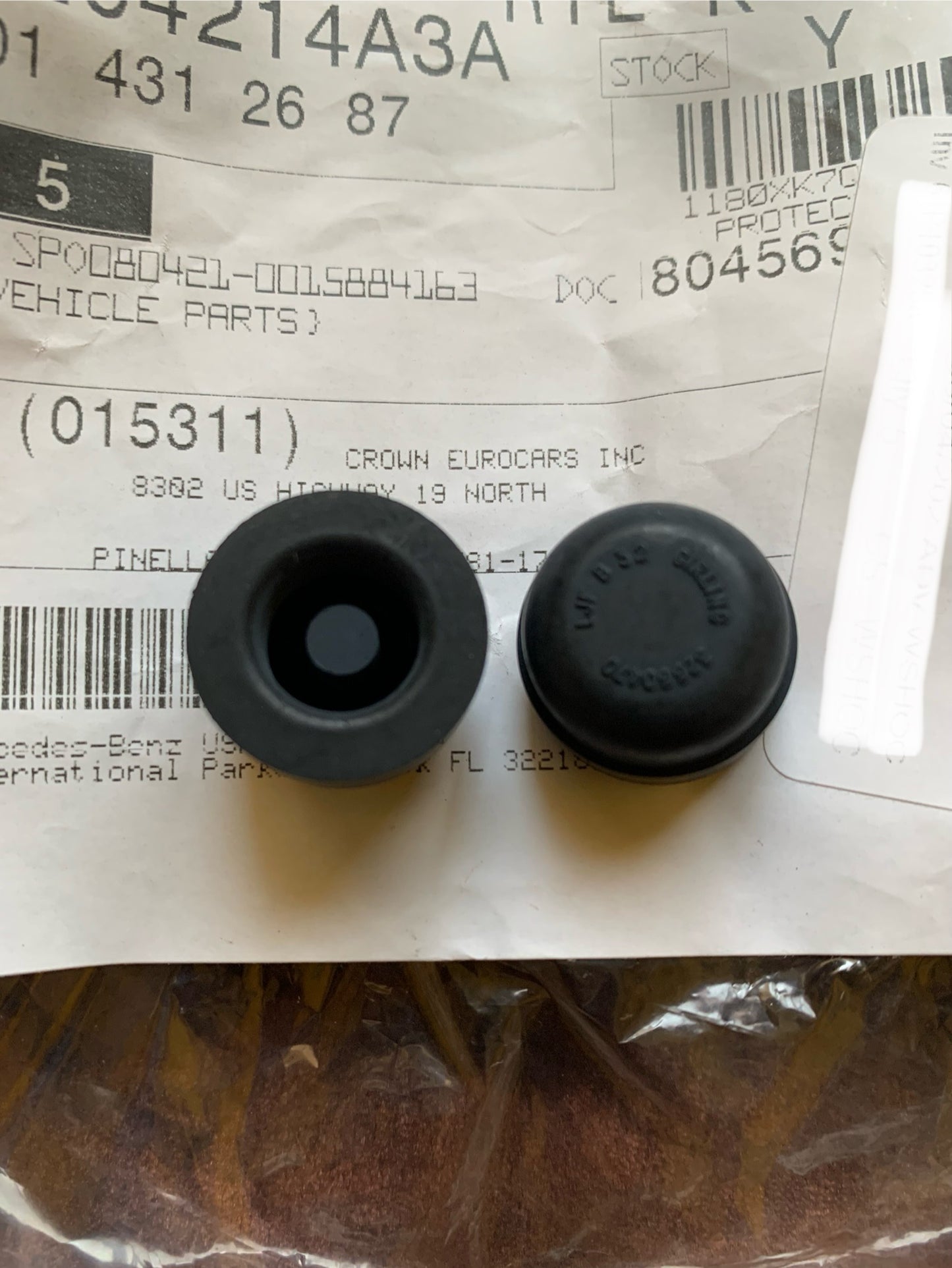 Mercedes-Benz Brake Fluid Reservoir Cap For Sensor Floats - 0014312687 - Genuine Mercedes A0014312687