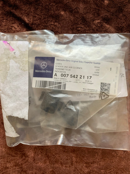 Mercedes-Benz Air Temperature Sensor - 0075422117 - A0075422117 - New Genuine