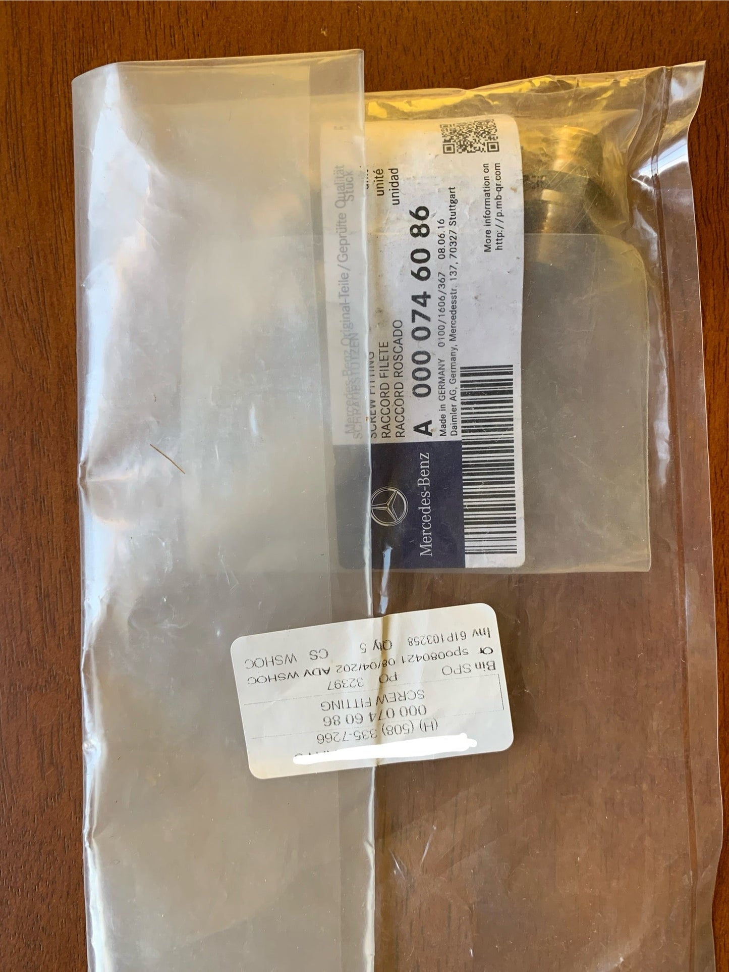 Mercedes-Benz Fuel Fitting Filter at Bosch Fuel Distributor - A 0000746086.